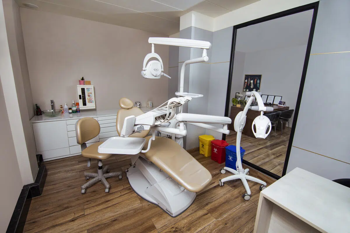 Finding the Best Dental Clinic in Delhi