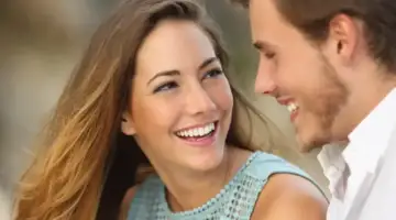 How Your Smile Affects Dating Blog Thumbnail